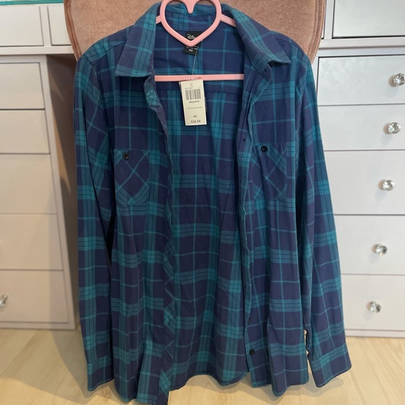 Hot topic Disney Lilo and stitch buttoned down - Picture 2 of 2